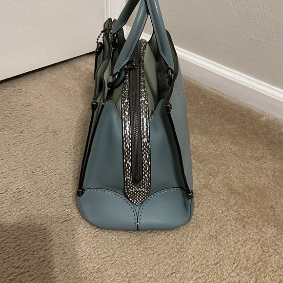 Rare exotic Coach bag - Mason carryall satchel with snakeskin detailing - Picture 7 of 16